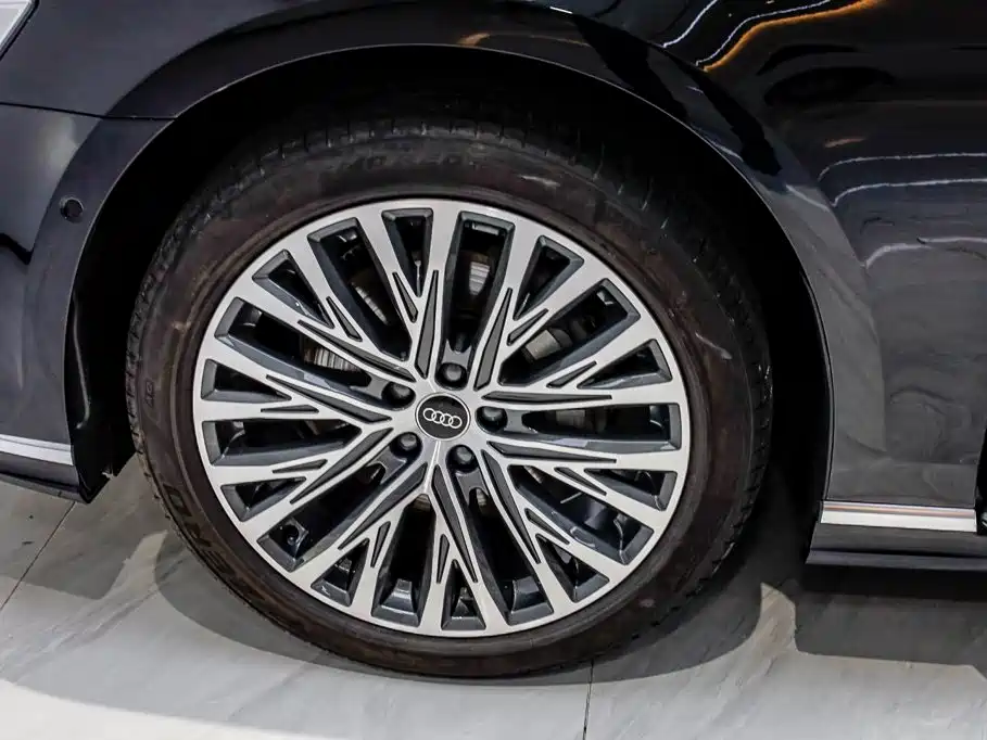 Audi A8 — миниатюра 17