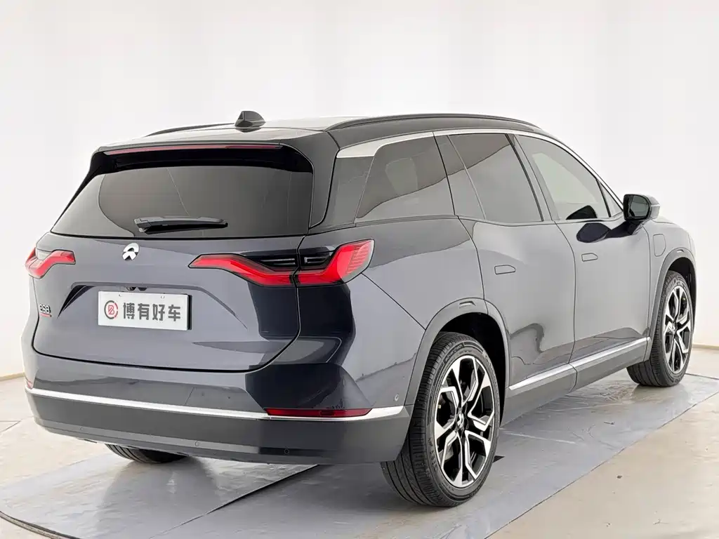 NIO ES8 — миниатюра 13