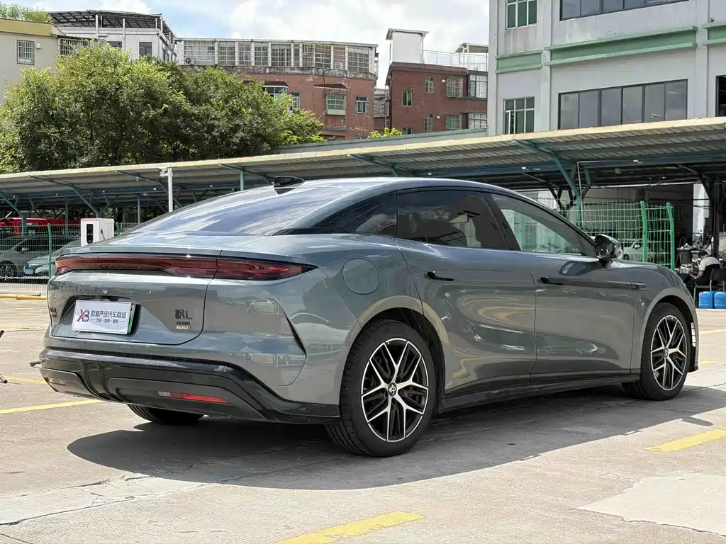 BYD Han L 2025 DM-p Flagship