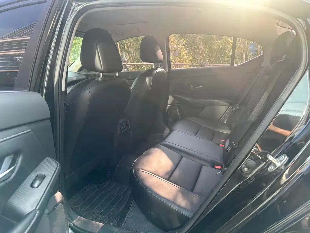 Nissan Sylphy — миниатюра 7