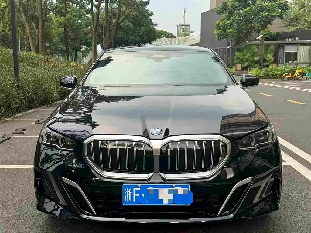 BMW 5 series id 4674318 из Китая 10
