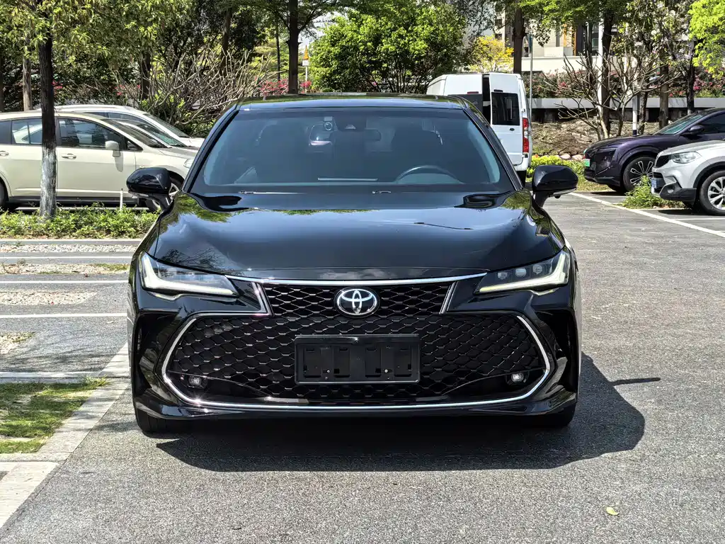 TOYOTA ASIAN DRAGON