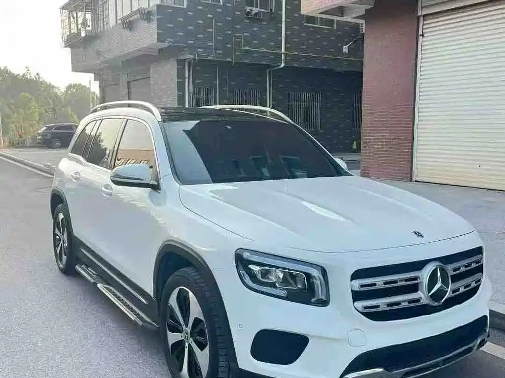 Mercedes-Benz GLB — миниатюра 2