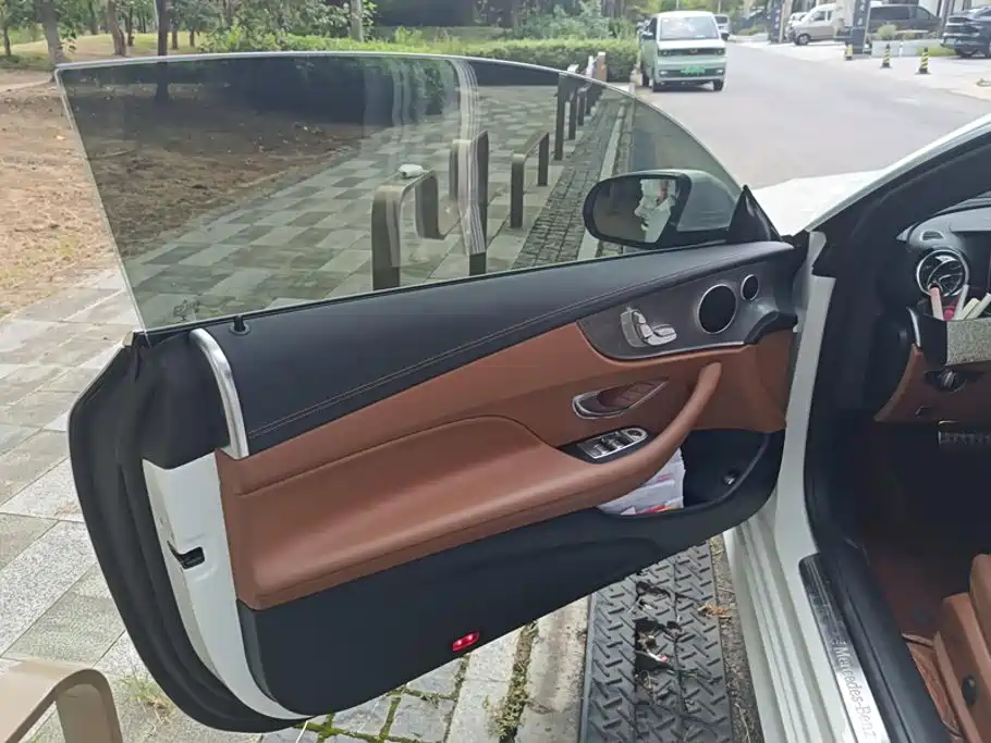 Mercedes-Benz E-Class (Import) — миниатюра 7