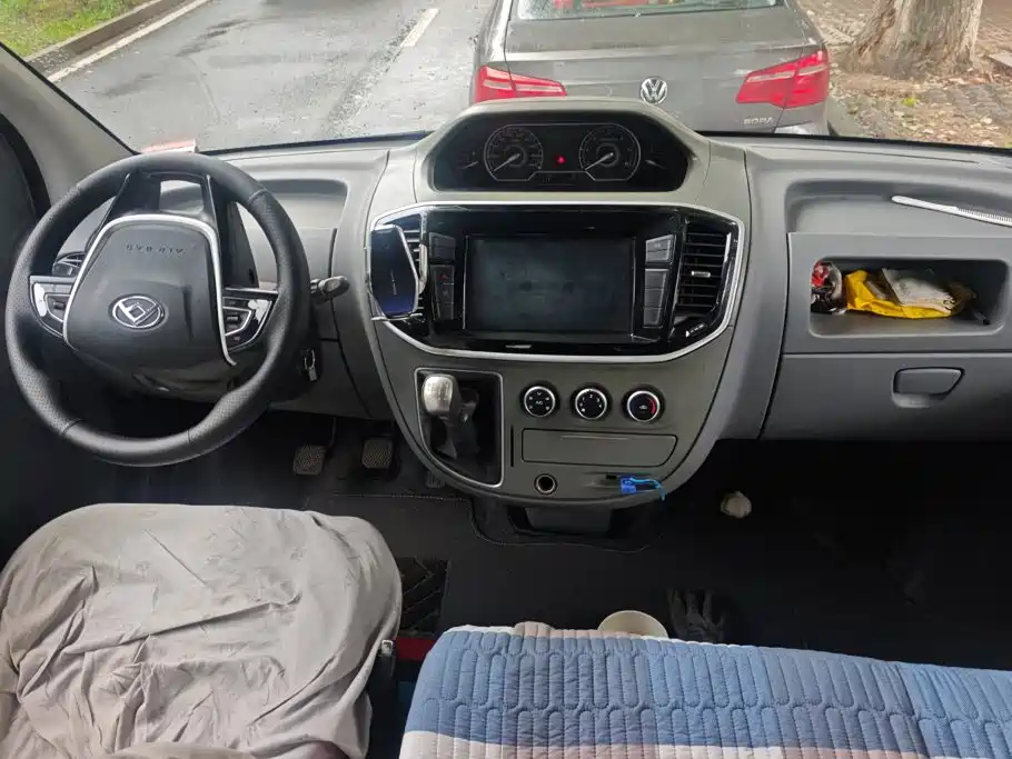 MAXUS V80 — миниатюра 12