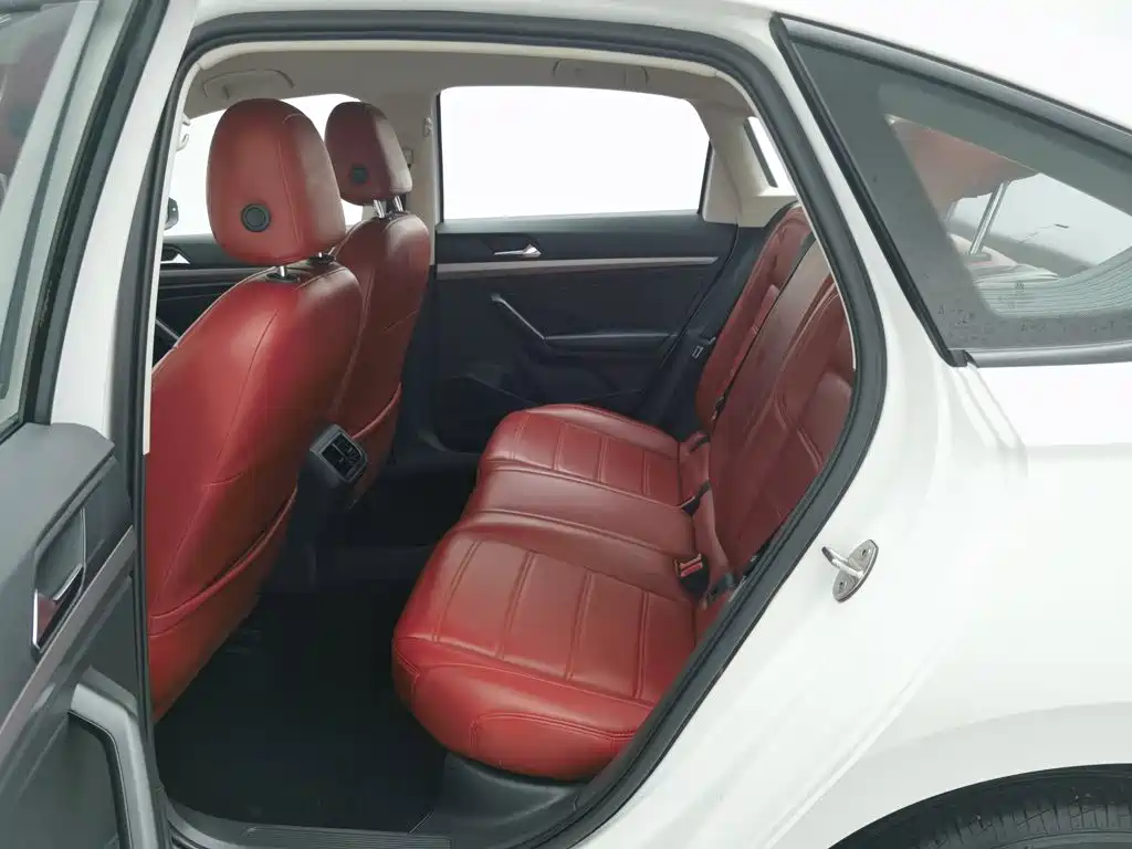 Volkswagen Lavida — миниатюра 15