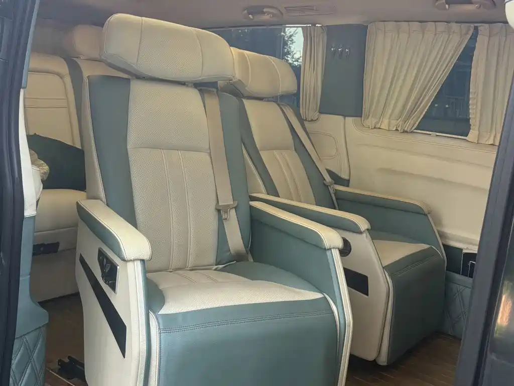 Mercedes-Benz Vito — миниатюра 7
