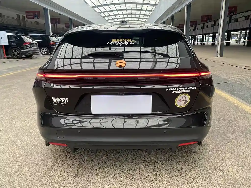 NIO NIO ET5T