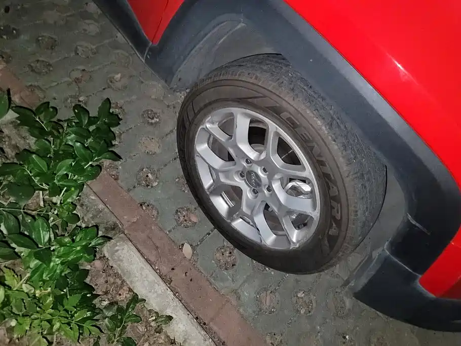 Jeep Renegade — миниатюра 6