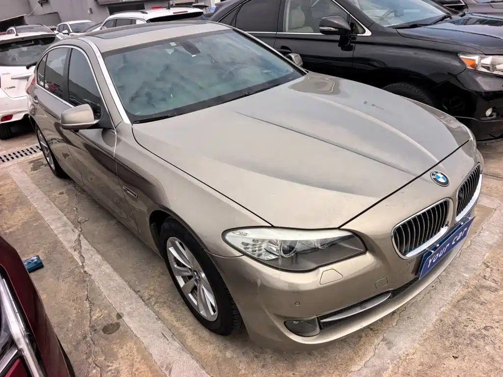 BMW 5 Series — миниатюра 3