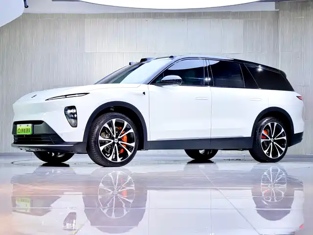 NIO ES8