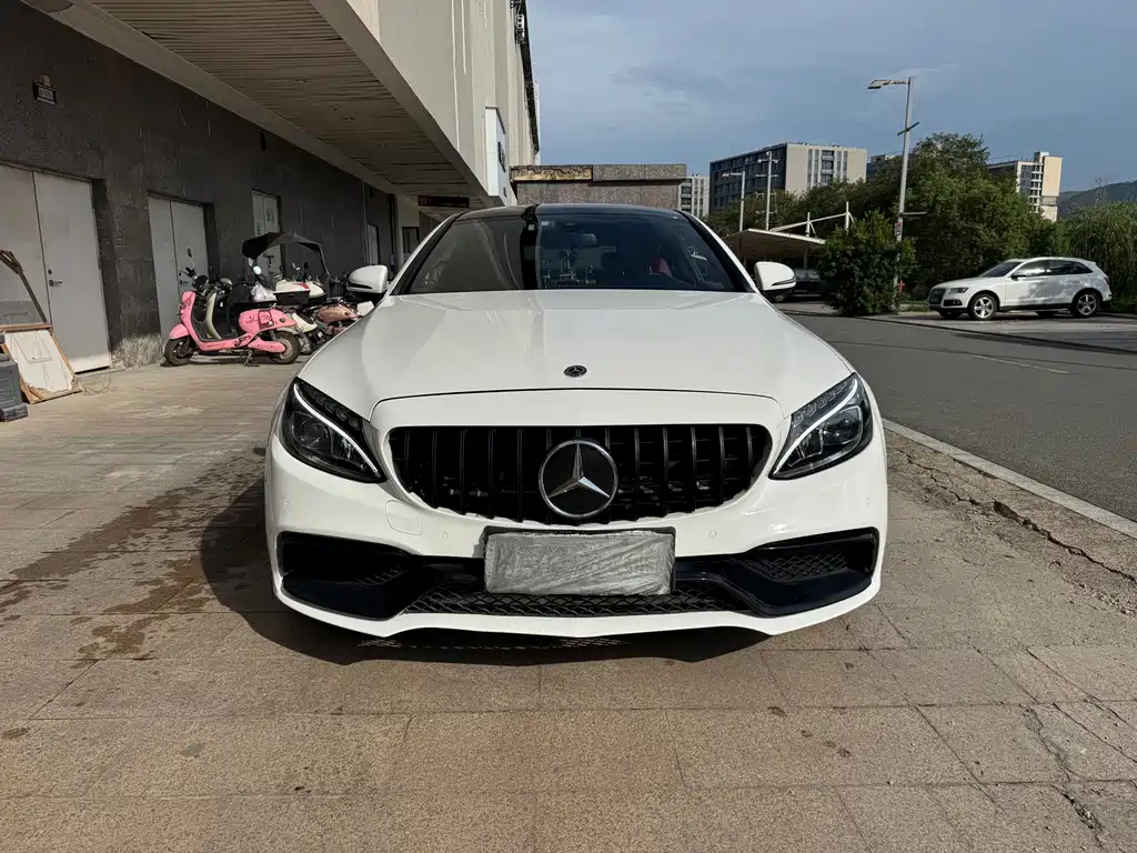 Mercedes-Benz C-Class (Import) — миниатюра 2