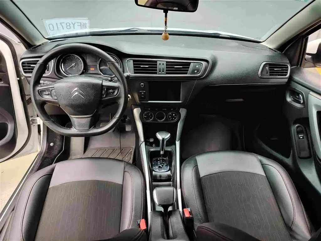 Citroen C3-XR — миниатюра 5