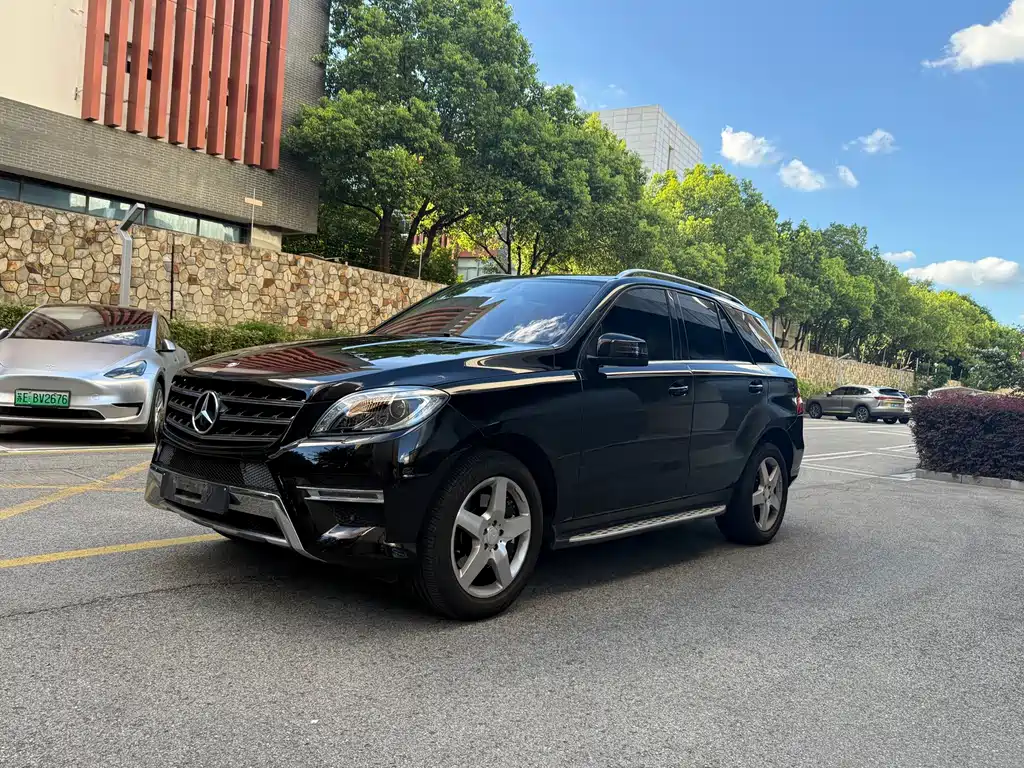 Mercedes-Benz M-Class