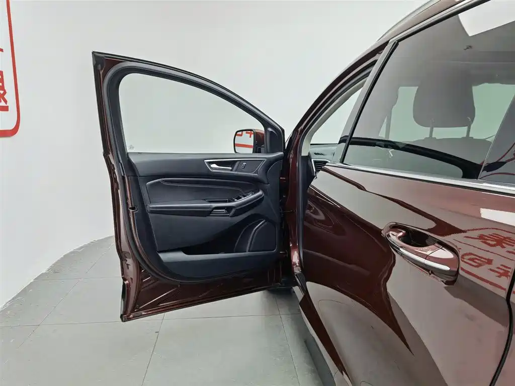 Ford Edge 2016 EcoBoost 245 7 мест