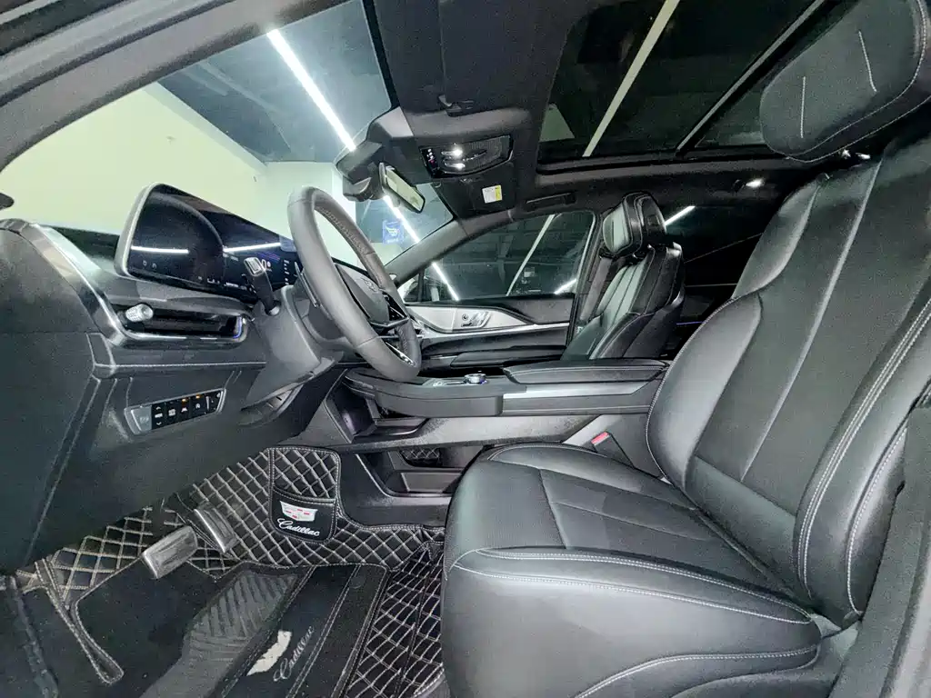 Cadillac XT5 2025 2.0T Luxury