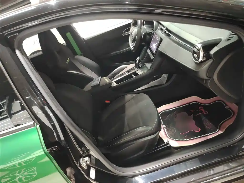 MG 6 New Energy — миниатюра 25