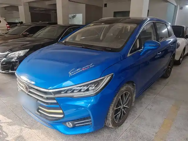 BYD Song MAX