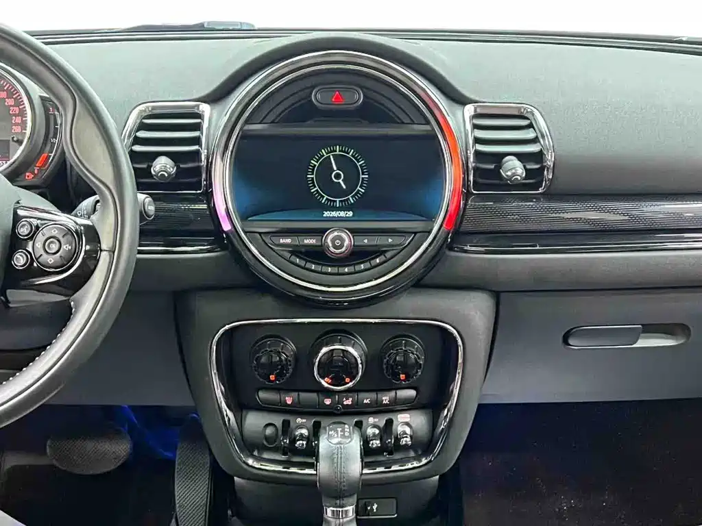 MINI Mini Clubman — миниатюра 21