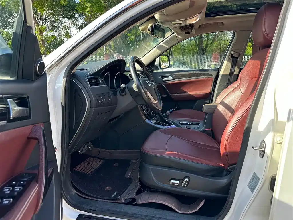 Zotye T600 2015 2.0T DCT Luxury