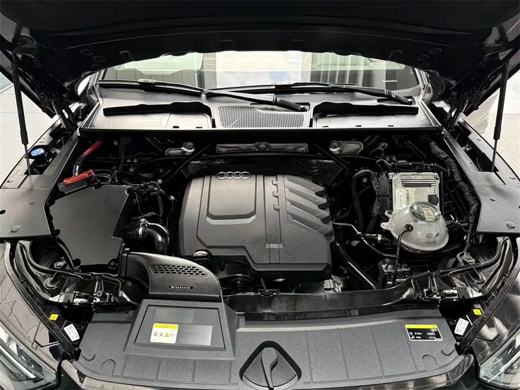 Audi Q5L 2023 40T Luxury