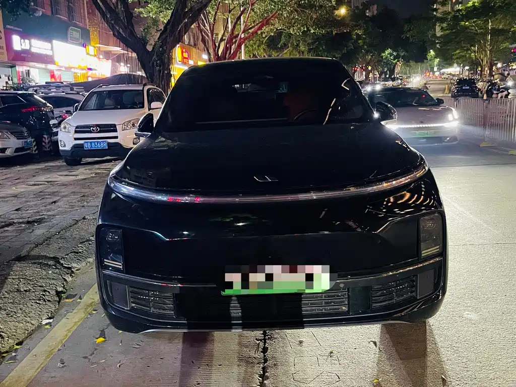 Li Auto Li L9 — миниатюра 2