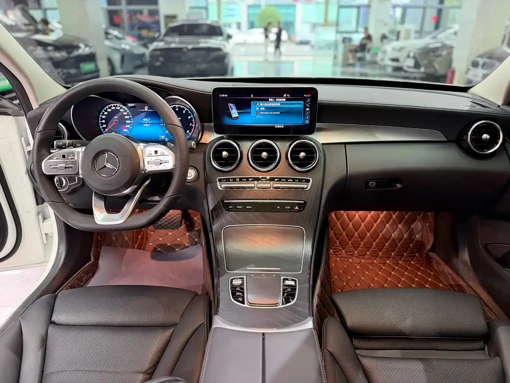 Mercedes-Benz C-Class — миниатюра 10