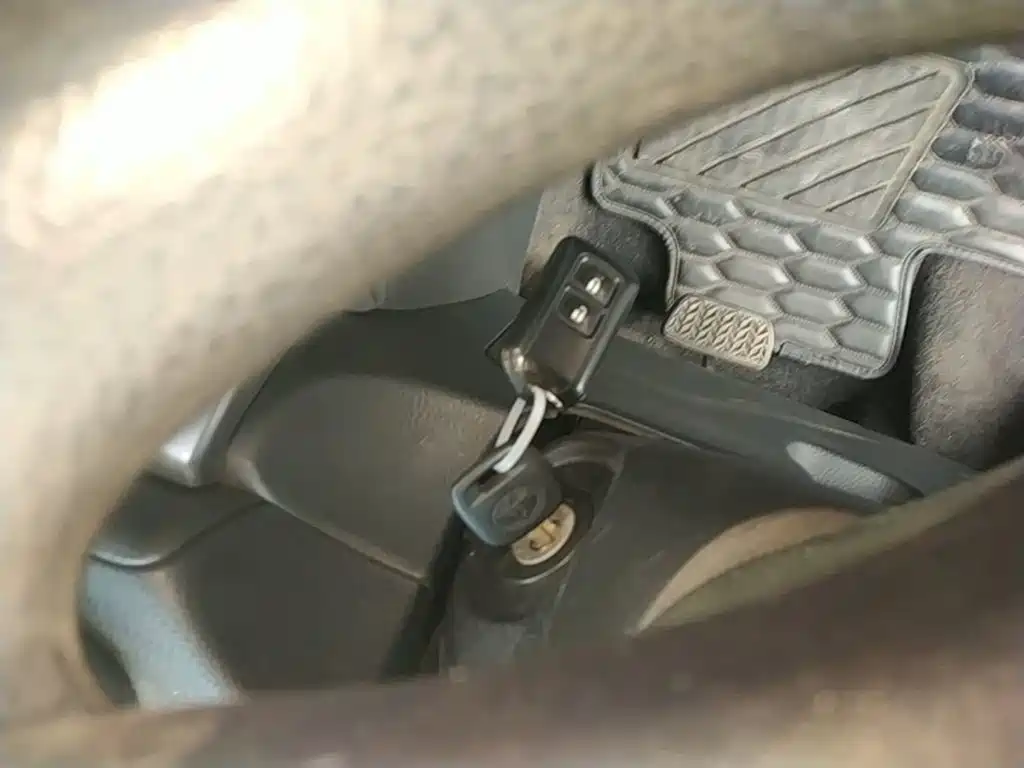 Toyota Yaris L — миниатюра 9