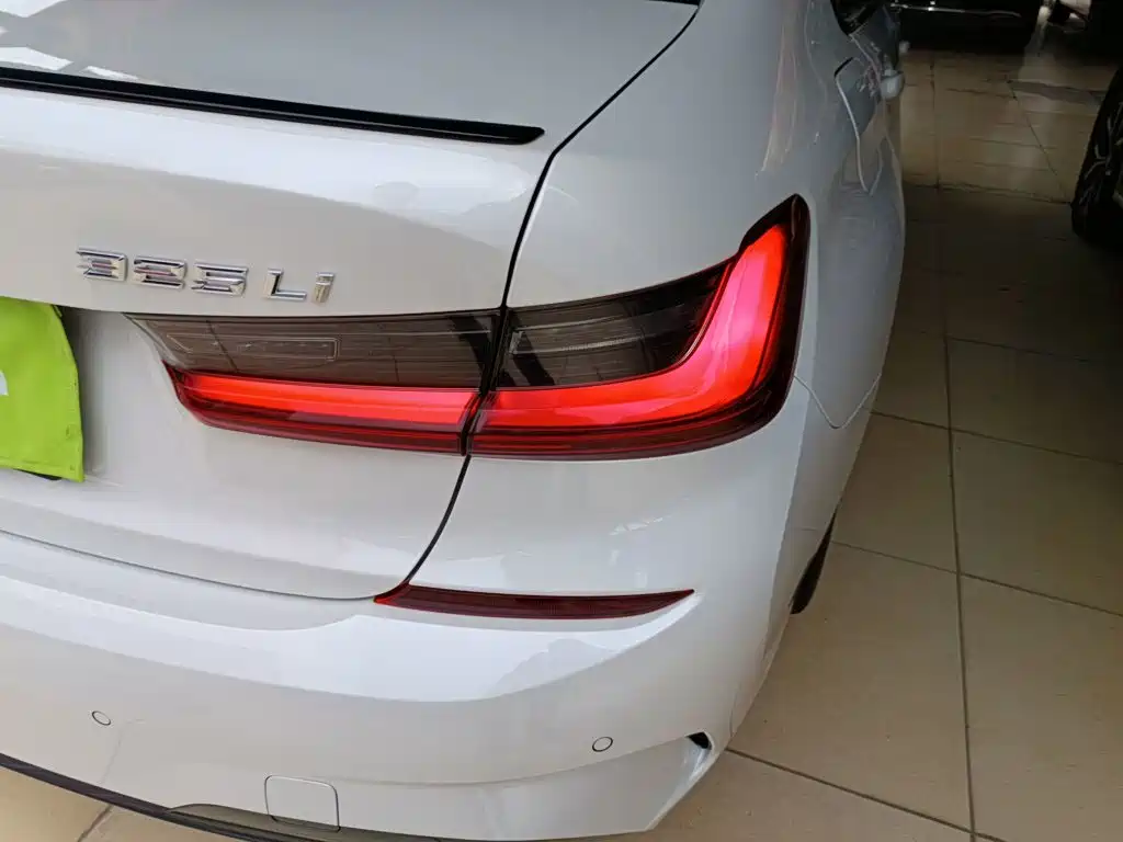 BMW 3 Series 3 2022 325Li M Sport
