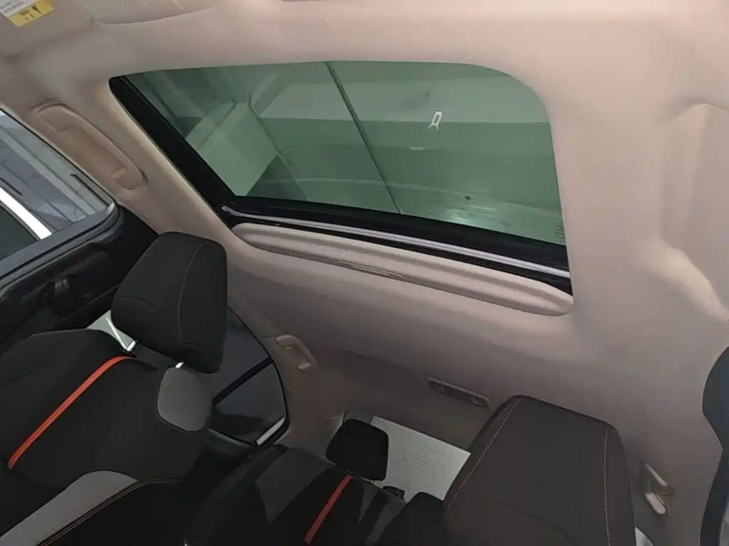Toyota Corolla — миниатюра 18