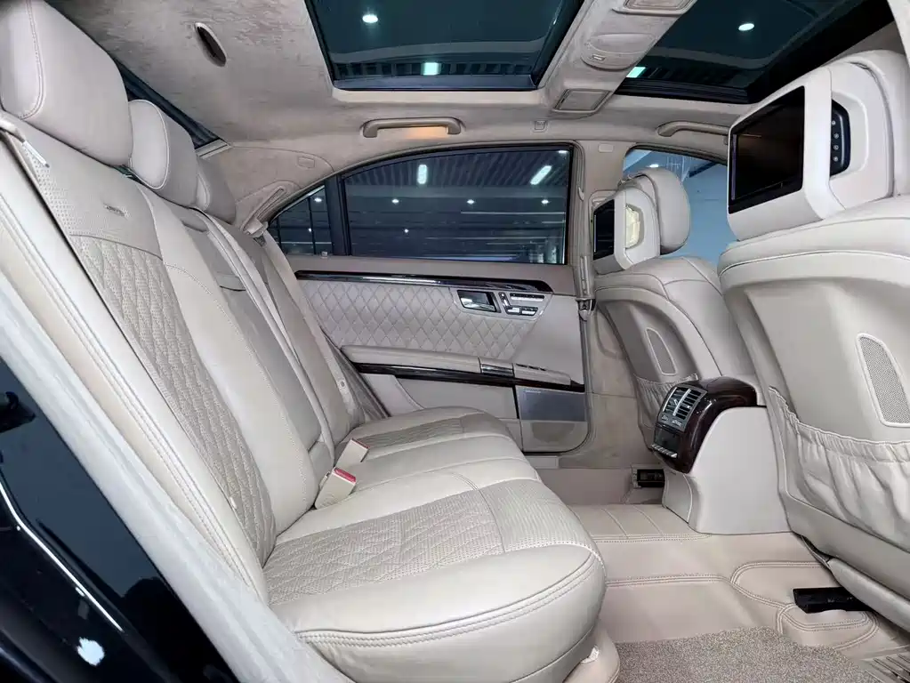 Mercedes-Benz S-Class AMG — миниатюра 12