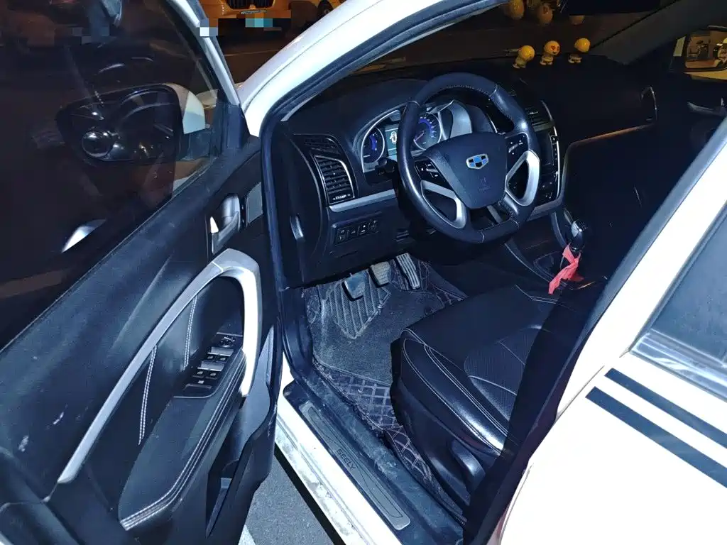 Geely Emgrand — миниатюра 12