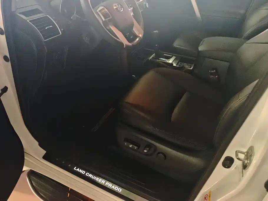 Toyota Prado — миниатюра 9