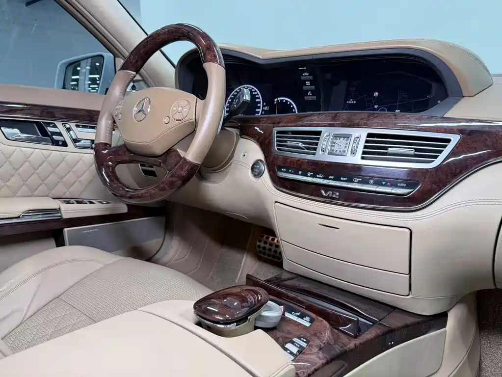 Mercedes-Benz S-Class AMG — миниатюра 13