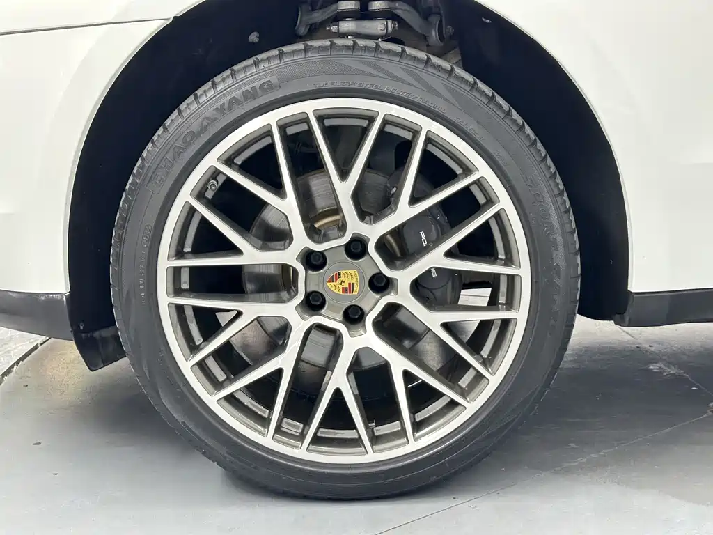 Porsche Macan — миниатюра 25