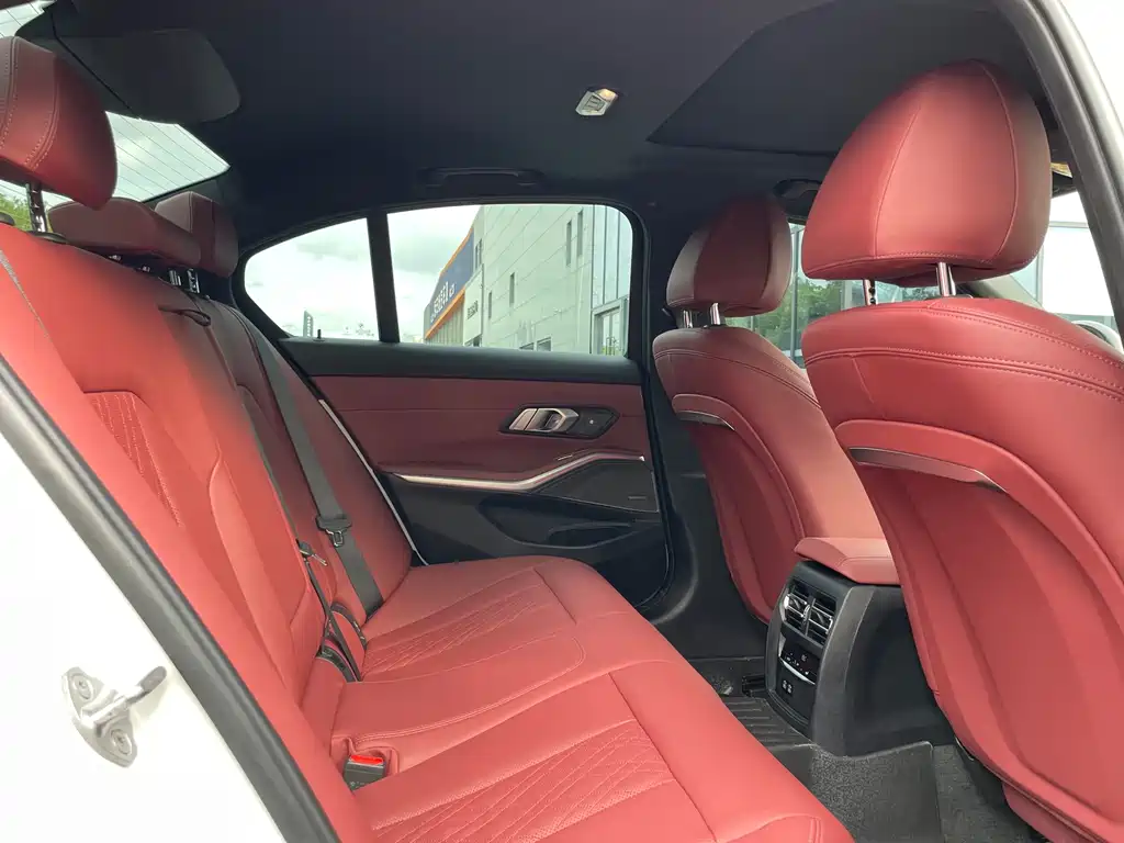 BMW 3 Series — миниатюра 14