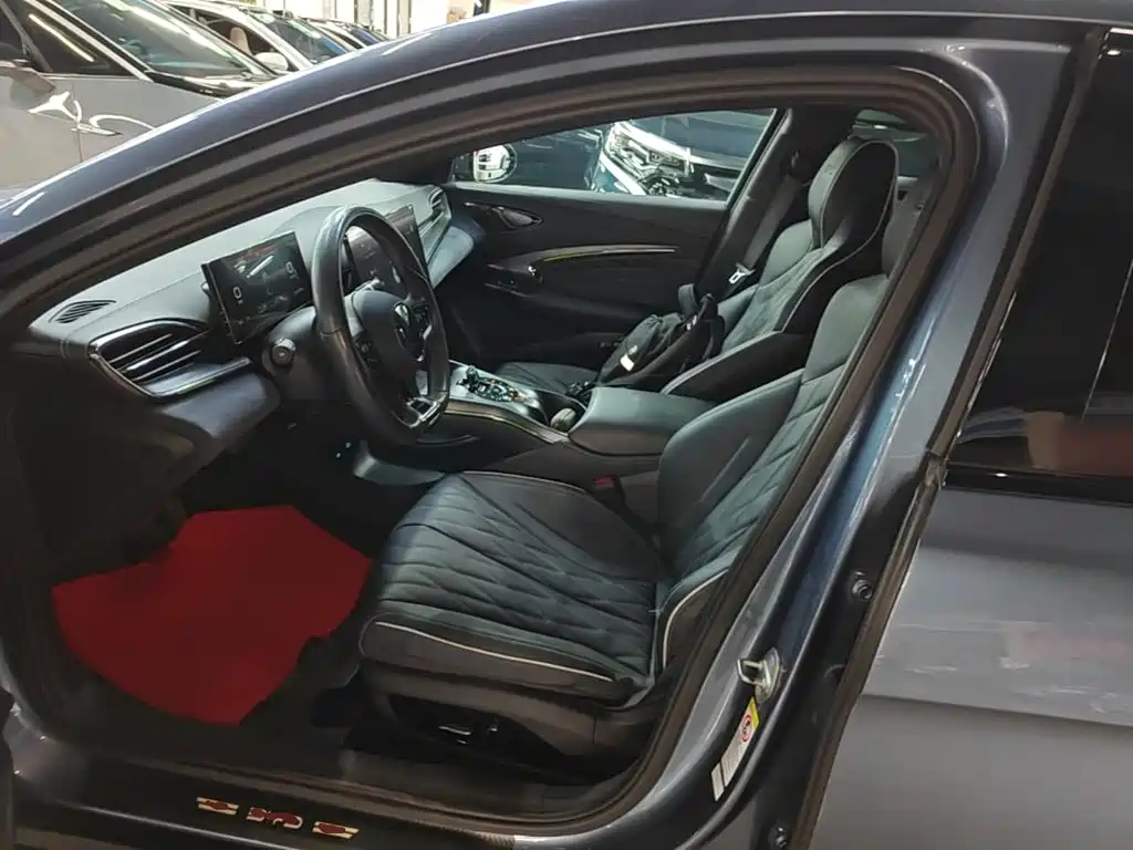 BYD Seal — миниатюра 15
