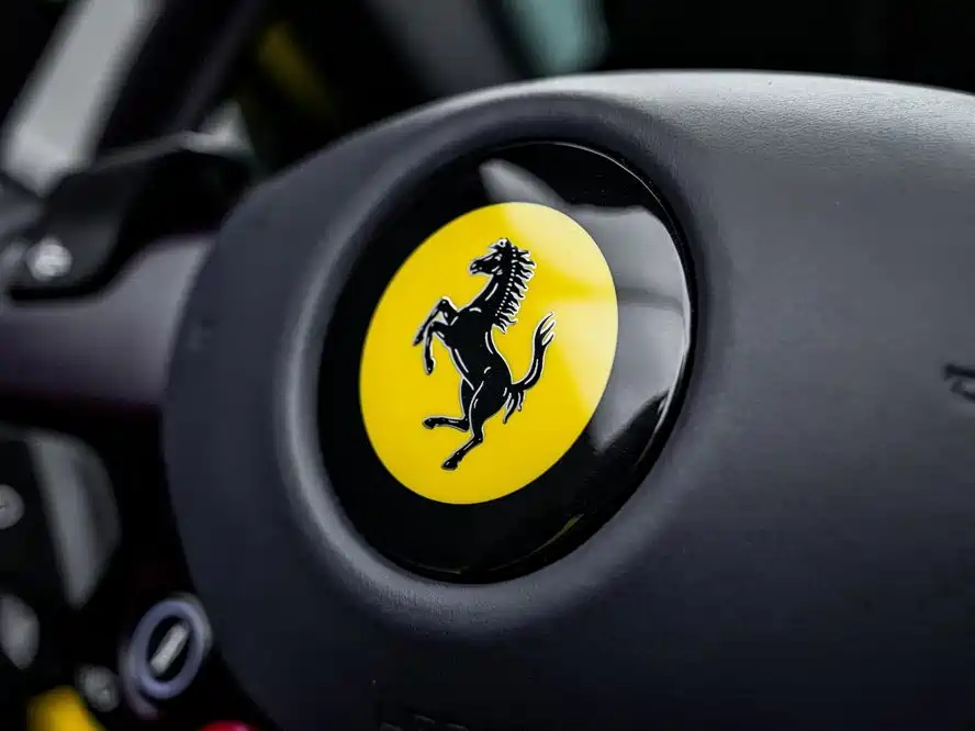 Ferrari 812 — миниатюра 15