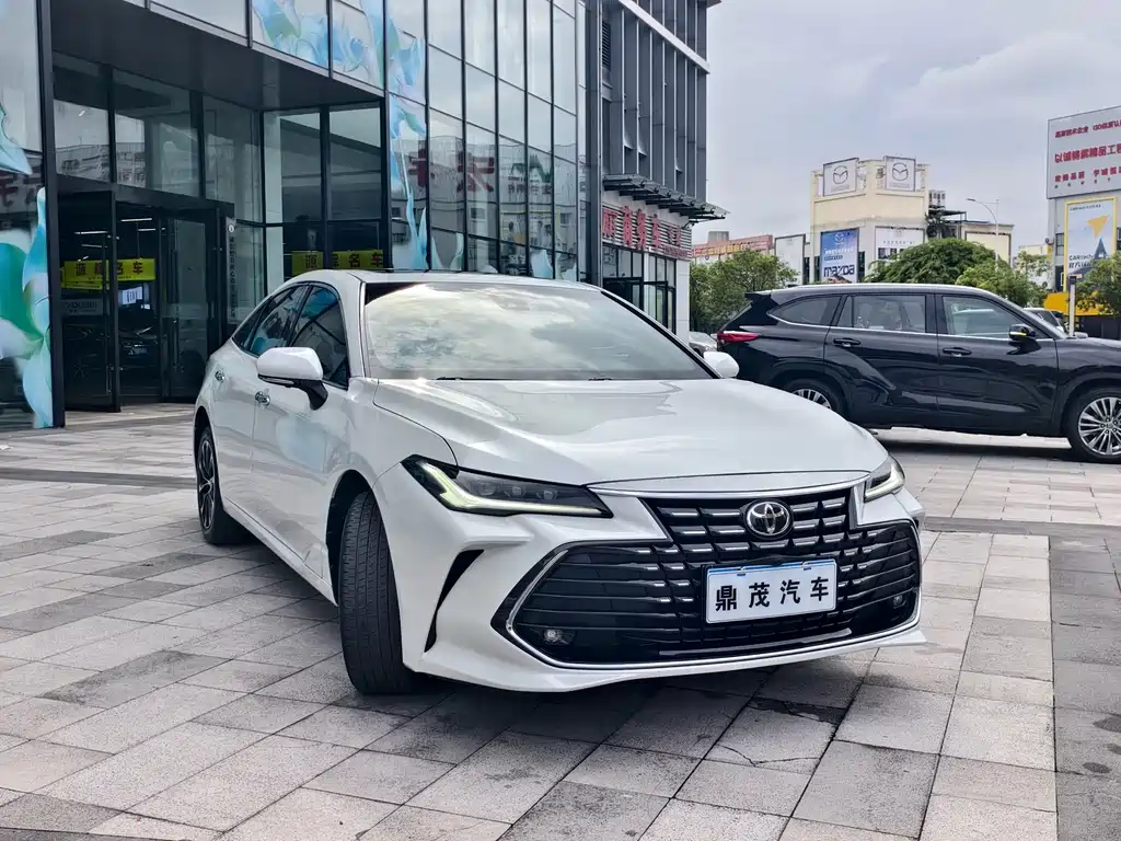 Toyota Avalon — миниатюра 8