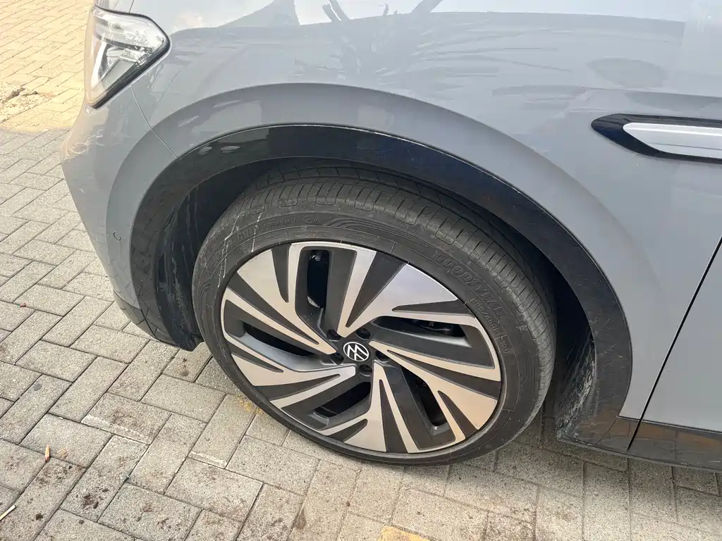 VOLKSWAGEN ID.4 CROZZ