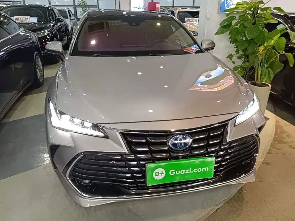 Toyota Avalon — миниатюра 3