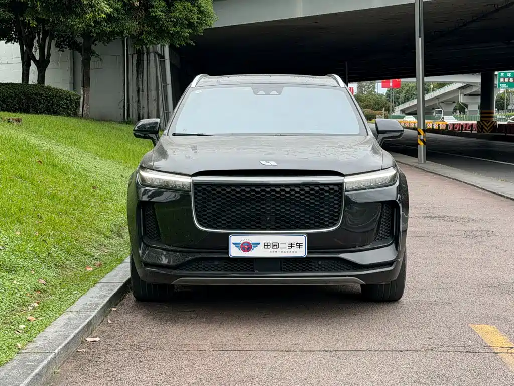Li Auto Li ONE — миниатюра 2