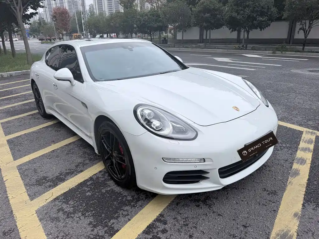 Porsche Panamera — миниатюра 2