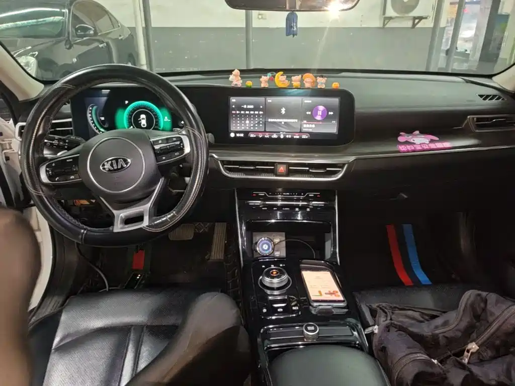 Kia K5 — миниатюра 10