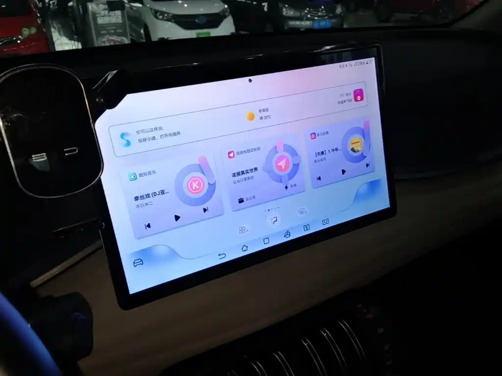 BYD Yuan Plus — миниатюра 13