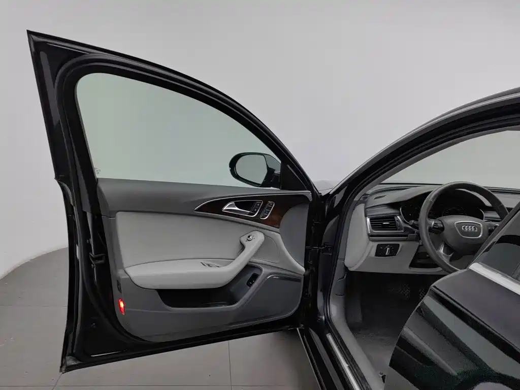 Audi A6L — миниатюра 8
