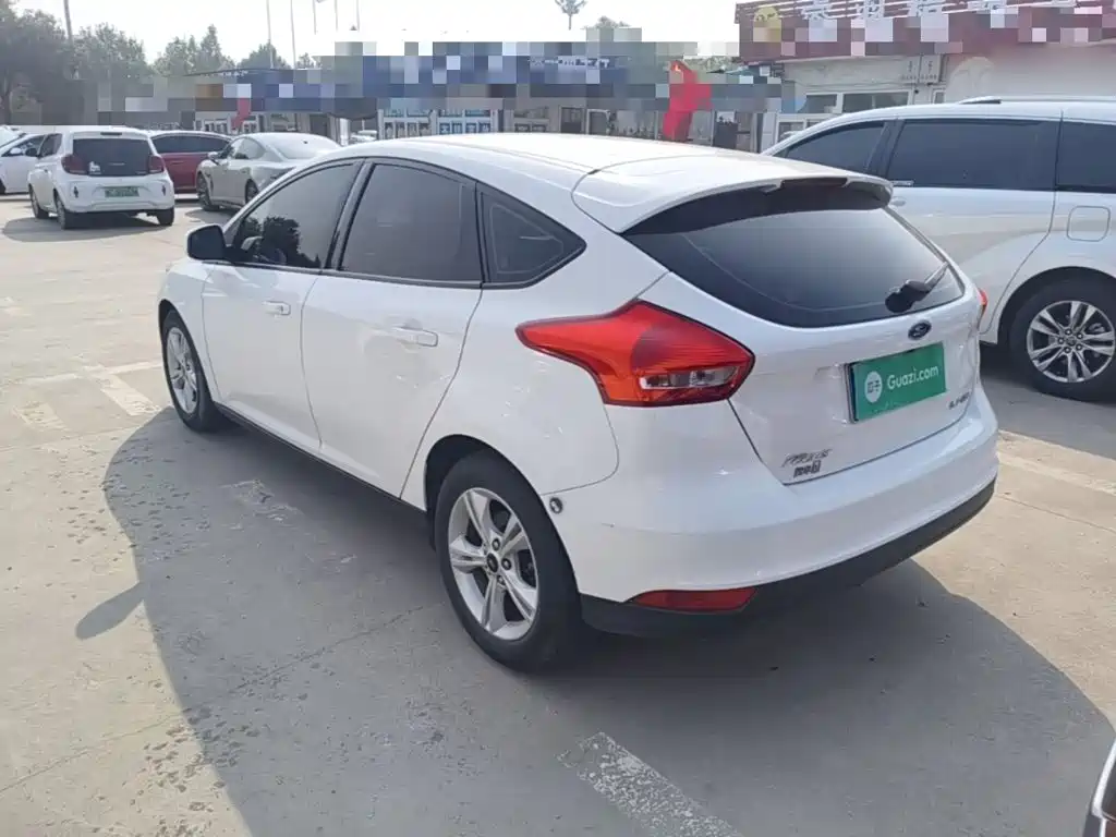 Ford Focus — миниатюра 5