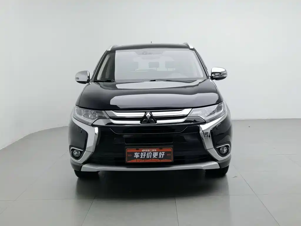 Mitsubishi Outlander (Import) — миниатюра 3
