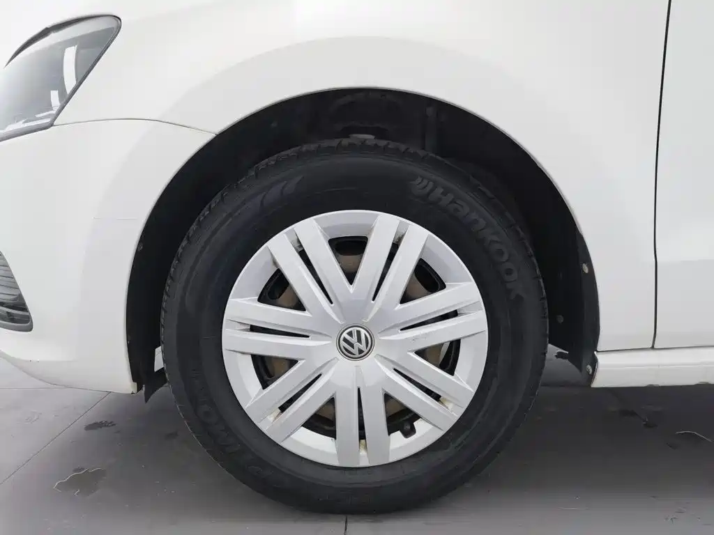Volkswagen Polo — миниатюра 17