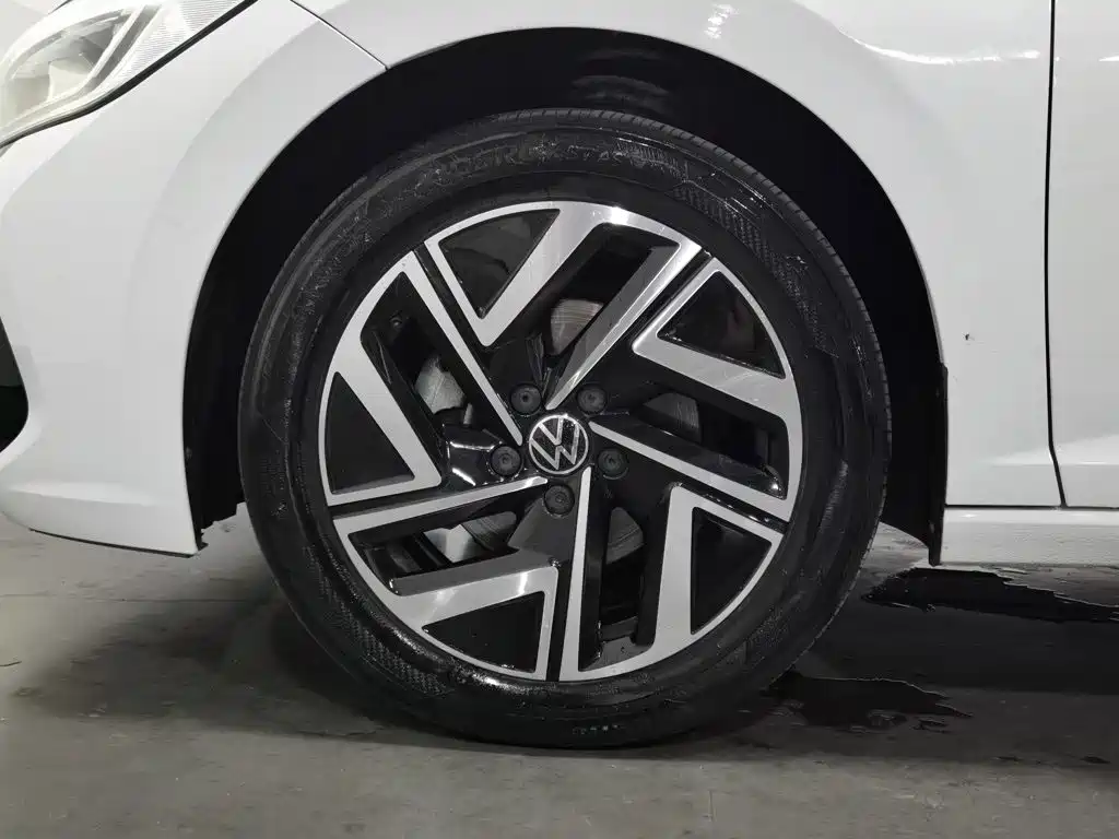 Volkswagen Sagitar — миниатюра 17